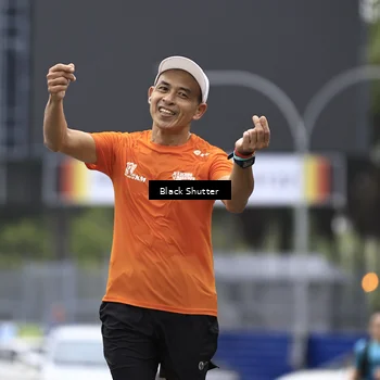 Runner Photo 8879406