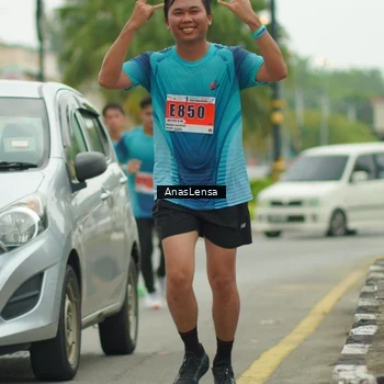 Runner Photo 8879495