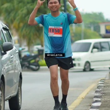 Runner Photo 8879512