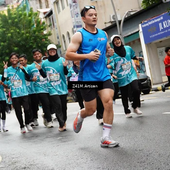 Runner Photo 8879683