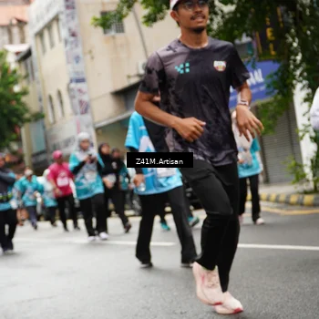 Runner Photo 8879854
