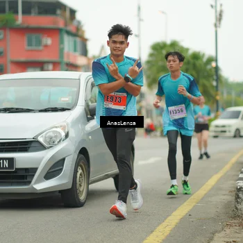 Runner Photo 8880059