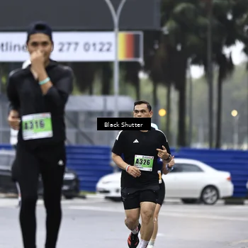 Runner Photo 8880310