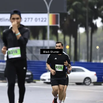 Runner Photo 8880326