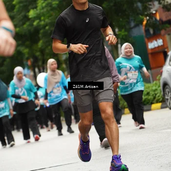 Runner Photo 8880335