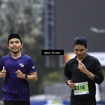 Runner Photo 8880341
