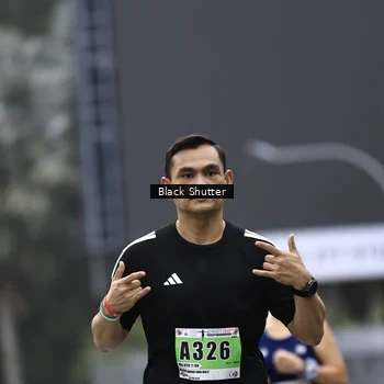 Runner Photo 8880374