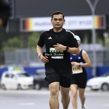 Runner Photo 8880399