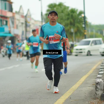 Runner Photo 8880593