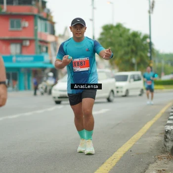 Runner Photo 8881361
