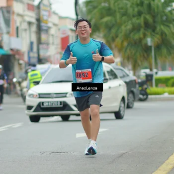 Runner Photo 8881610