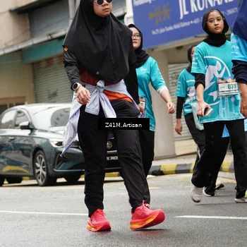 Runner Photo 8881736