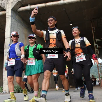 Runner Photo 8882026