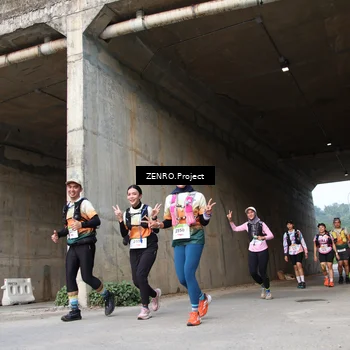 Runner Photo 8882042