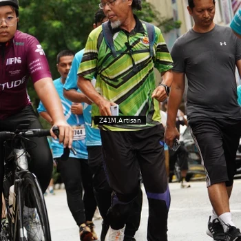 Runner Photo 8882065