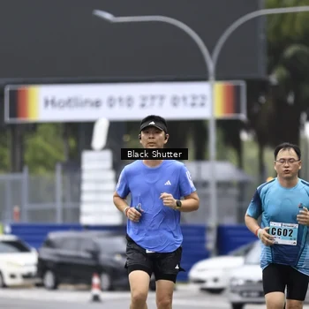 Runner Photo 8882078