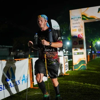 Runner Photo 8882083