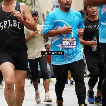 Runner Photo 8882084