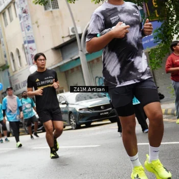 Runner Photo 8882092