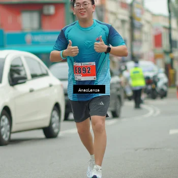 Runner Photo 8882101