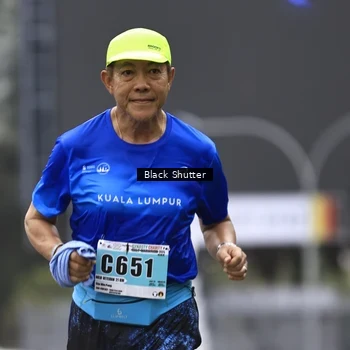 Runner Photo 8882110