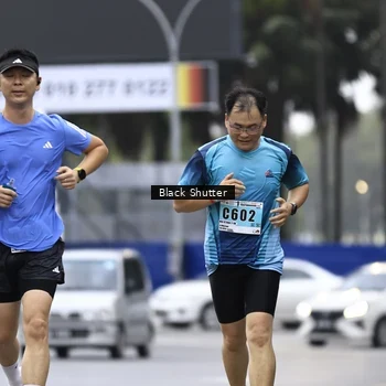 Runner Photo 8882198