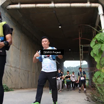 Runner Photo 8882244