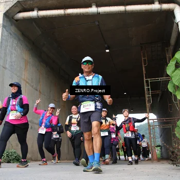 Runner Photo 8882374