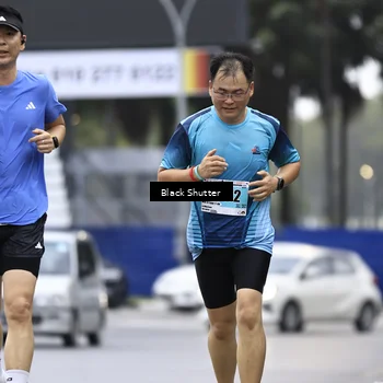Runner Photo 8882449