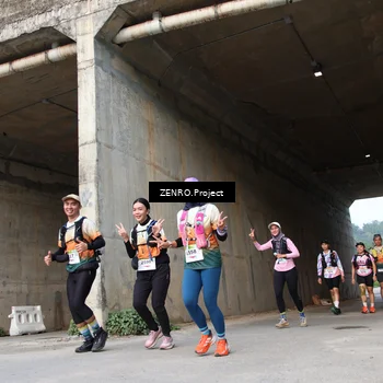 Runner Photo 8882472