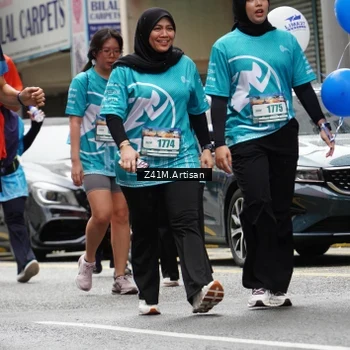Runner Photo 8882494