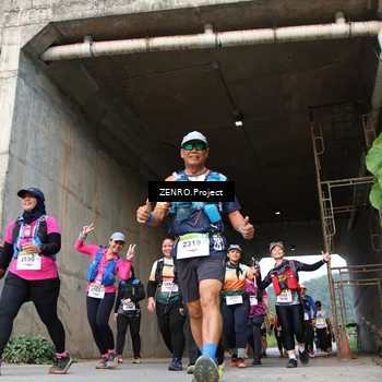 Runner Photo 8882497