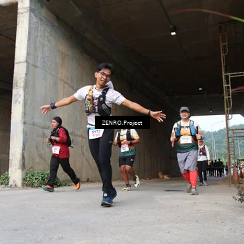Runner Photo 8882558