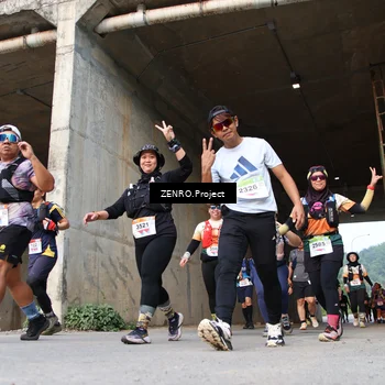 Runner Photo 8882636