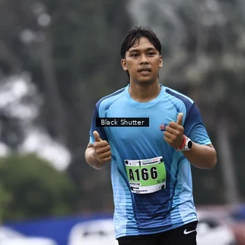 Runner Photo 8882648