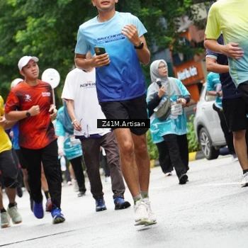 Runner Photo 8882698