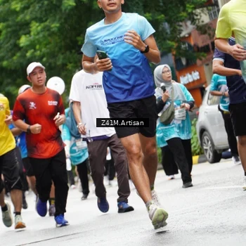 Runner Photo 8882710