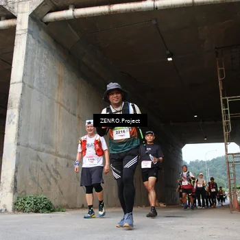 Runner Photo 8882731