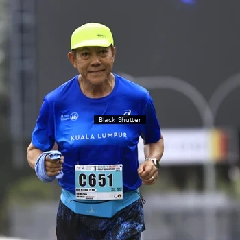 Runner Photo 8882748