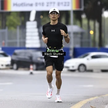 Runner Photo 8882789