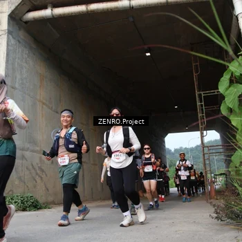 Runner Photo 8882818