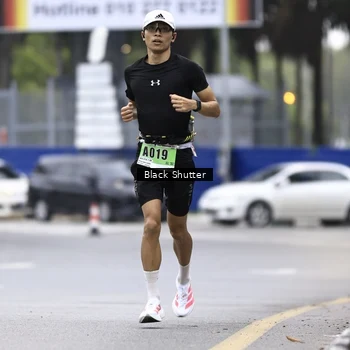 Runner Photo 8882841