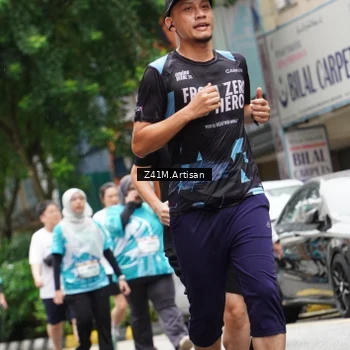 Runner Photo 8882857