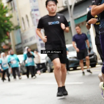 Runner Photo 8882875