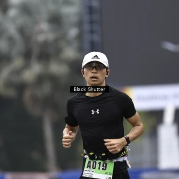 Runner Photo 8882903