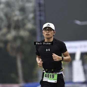 Runner Photo 8882931