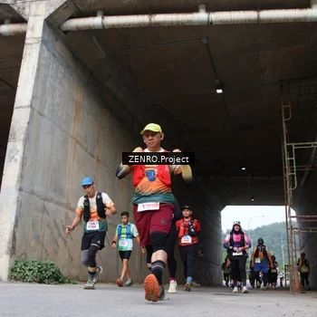 Runner Photo 8882989