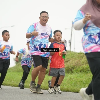 Runner Photo 8883000