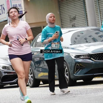 Runner Photo 8883019