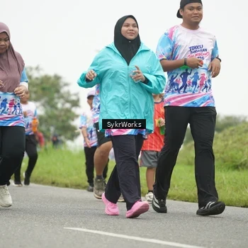 Runner Photo 8883031